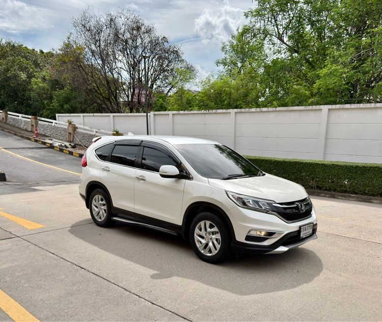 รถ Honda CR-V 2.0 E 4WD สี ขาว