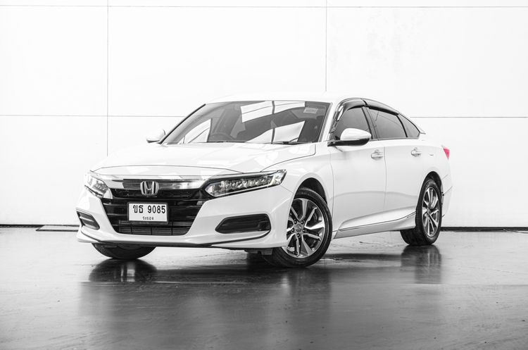 รถ Honda Accord 1.5 Turbo EL สี ขาว