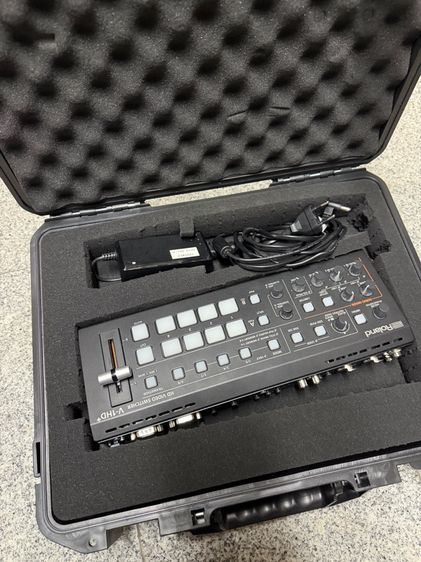 อื่นๆ สภาพนางฟ้า ขาย Roland V1HD (Plus) HD Video Switcher แท้ ครบกล่องเคสแข็งกันกระแทก พร้อมใช้งาน Live Stream