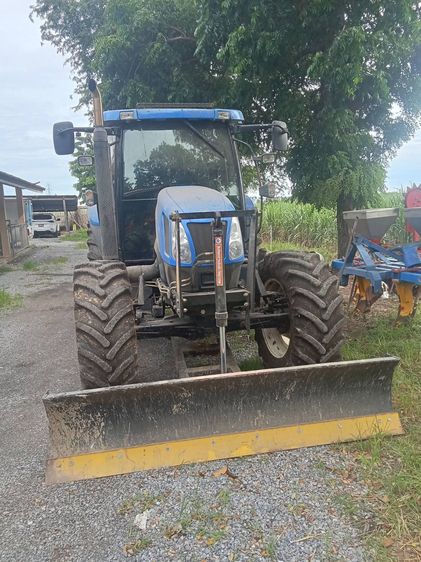 New Holland T6020 tractor รถไถ รุ่นพิเศษ 110 แรง ปี 2007 ชั่วโมงน้อย 3800 ชม. พร้อมใบดันหน้า รถสวย พร้อมใช้งาน