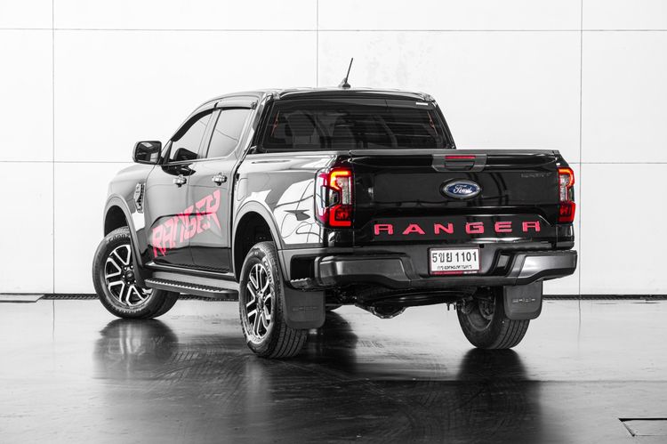 Ford Ranger 2023 2.0 Hi-Rider Sport Pickup ดีเซล ไม่ติดแก๊ส เกียร์อัตโนมัติ ดำ รูปที่ 4