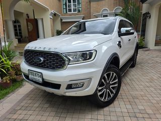 Ford Everest 2.0 Titanium Plus 2WD ปี 2022 สี ขาว (69V15)