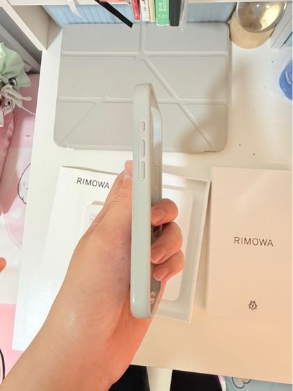 เคส RIMOWA สำหรับ iPhone 16 Pro  รูปที่ 3