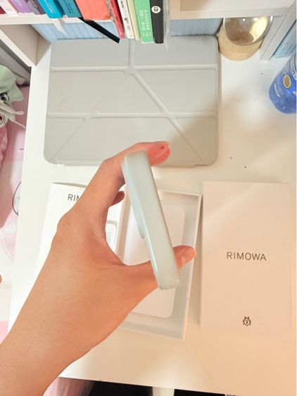 เคส RIMOWA สำหรับ iPhone 16 Pro  รูปที่ 4