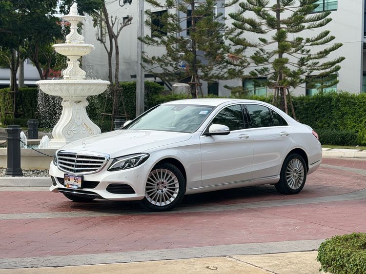รถ Mercedes-Benz C-Class C300 2.2 BlueTEC Hybrid AMG Dynamic สี ขาว