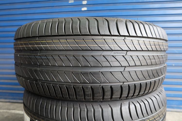 💪 ยางใหม่ Michelin รุ่น Primacy 4 ขนาด 235 45R18 ปี24 รูปที่ 3