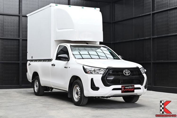รถ Toyota Hilux Revo 2.4 Entry สี ขาว