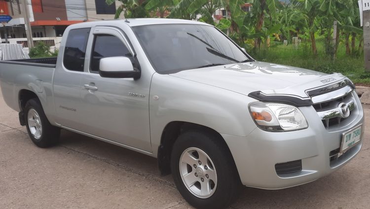 รถ Mazda BT-50 2.5 V สี บรอนซ์เงิน