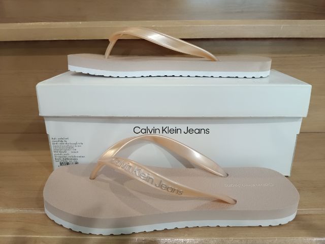 รองเท้าแตะผู้หญิง CK Jeansของแท้มือหนึ่ง รูปที่ 3