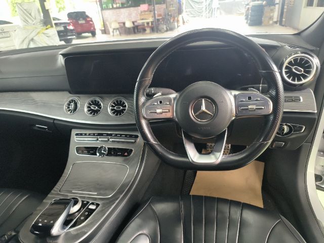Mercedes-Benz CLS-Class 2021 CLS300 Sedan ดีเซล ไม่ติดแก๊ส เกียร์อัตโนมัติ บรอนซ์เงิน รูปที่ 4