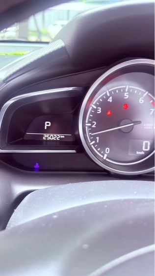 Mazda Mazda 2 2022 1.3 Skyactiv-G S Sports Sedan เบนซิน ไม่ติดแก๊ส เกียร์อัตโนมัติ เทา รูปที่ 2
