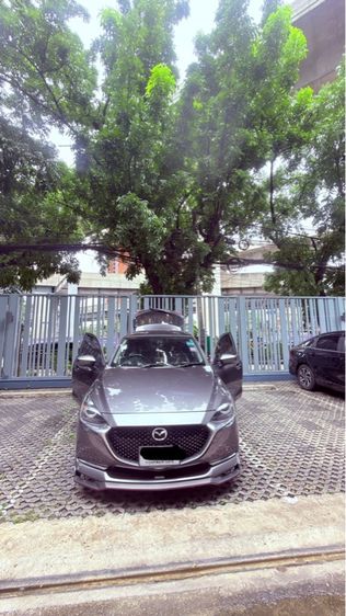 รถ Mazda Mazda 2 1.3 Skyactiv-G S Sports สี เทา