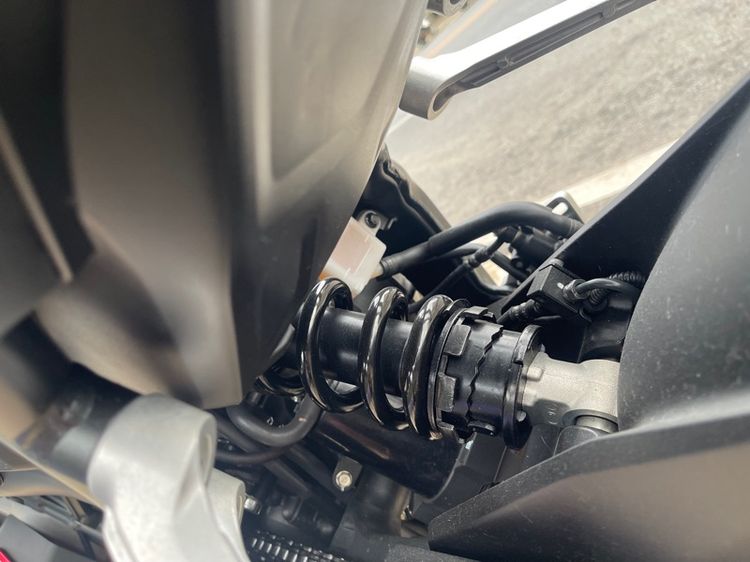 CBR650R รูปที่ 11