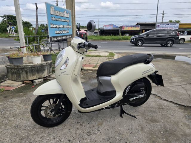 ขายด่วน honda scoopy ปี 2022 ไมล์ 2000 รูปที่ 2