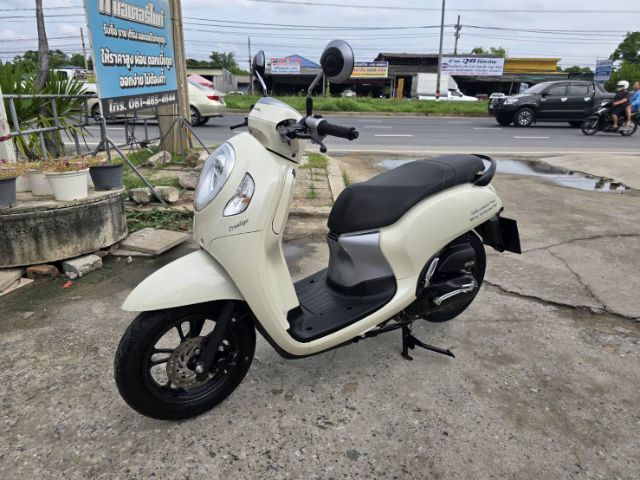 ขายด่วน honda scoopy ปี 2022 ไมล์ 2000 รูปที่ 4