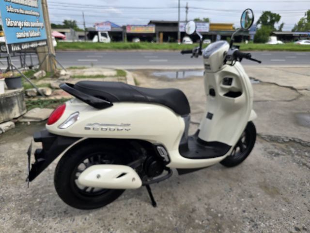 ขายด่วน honda scoopy ปี 2022 ไมล์ 2000 รูปที่ 7