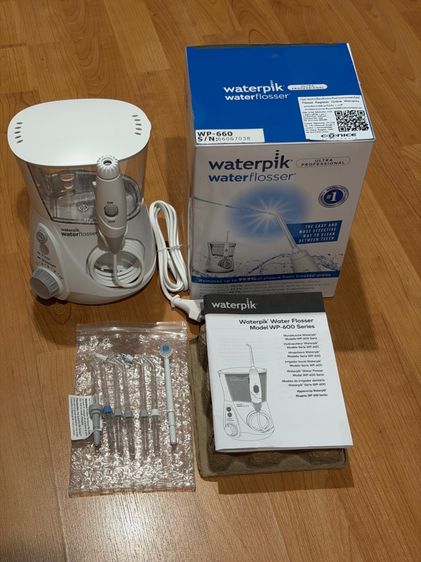 Waterpik ไหมขัดฟันพลังน้ำมืออาชีพพิเศษ WP-660