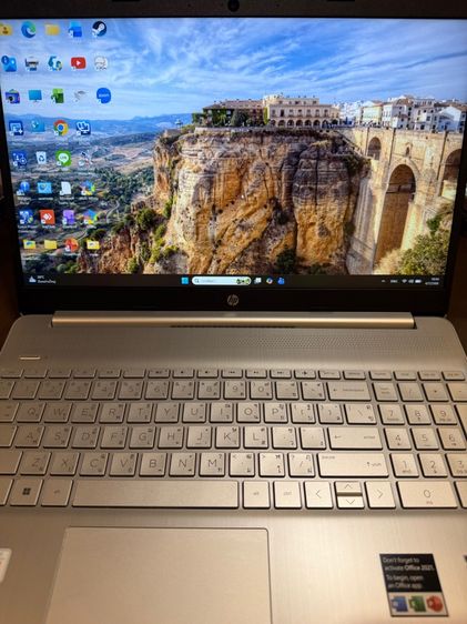HP 15s Ryzen 5 RAM 16GB SSD 512GB 