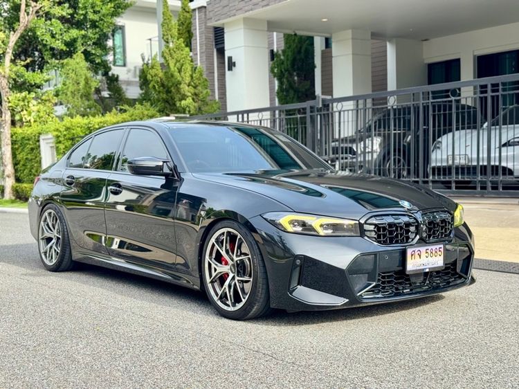 BMW Series 3 2024 330i Sedan เบนซิน ไม่ติดแก๊ส เกียร์อัตโนมัติ ดำ รูปที่ 2