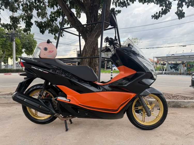 Honda PCX 150 2017 ตัวไมเนอร์เชนจ์ สีดำ-ส้ม 