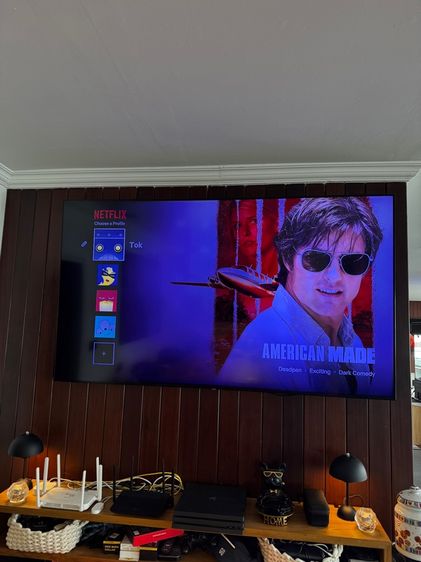 Samsung 75” Crystal UHD Smart TV (UA75TU8000)