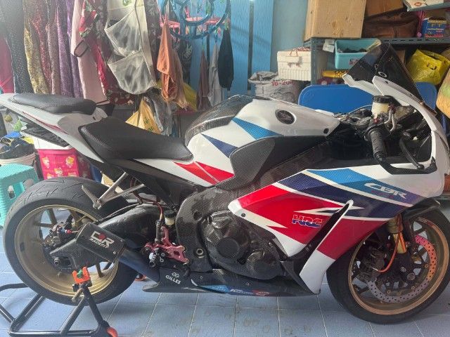 CBR1000RR เปลี่ยนสัญญาผ่อนต่อ รูปที่ 2