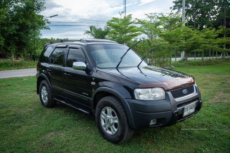 รถ Ford Escape 3.0 XLT 4WD สี ดำ