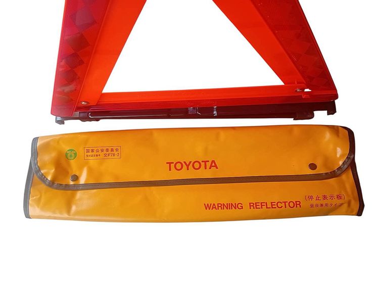ป้ายสามเหลี่ยมสะท้อนแสงฉุกเฉิน TOYOTA แท้ Japan 🇯🇵 (NOS) รูปที่ 8