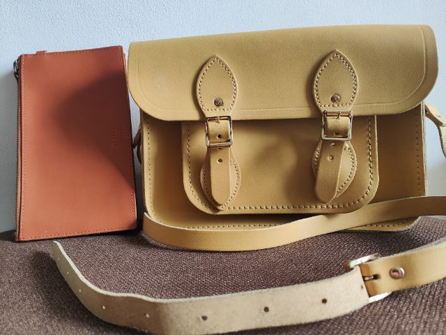 Cambridge Satchel 13" สะพายข้างหรือพาดลำตัว