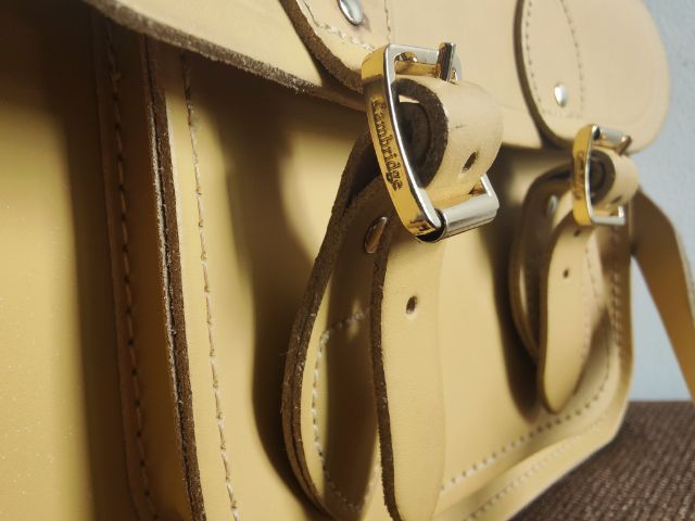 Cambridge Satchel 13" สะพายข้างหรือพาดลำตัว รูปที่ 11