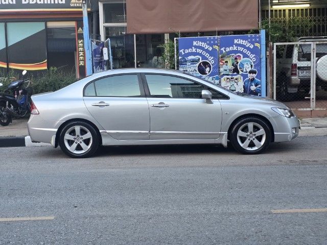 Honda Civic 2007 1.8 E i-VTEC Sedan เบนซิน เกียร์อัตโนมัติ บรอนซ์เงิน รูปที่ 3
