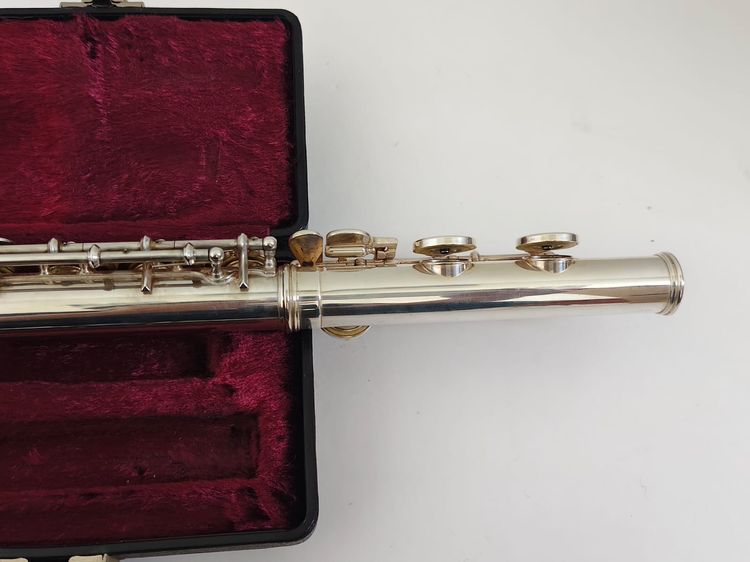 Flute ยี่ห้อ Gemeinhardt รุ่น 2sp(Silver Plated)made in U.S.A. สภาพดี รูปที่ 9