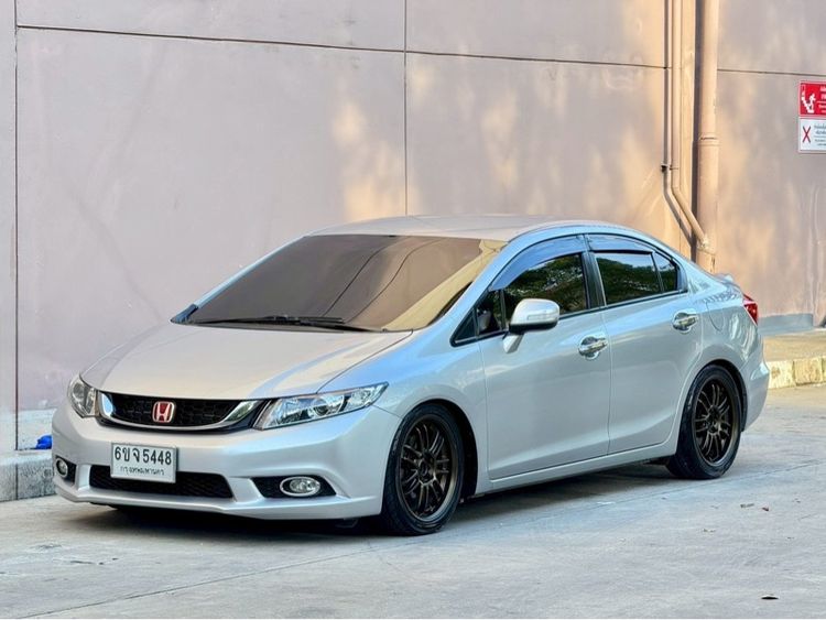 Honda Civic 2012 1.8 E i-VTEC Sedan เบนซิน ไม่ติดแก๊ส เกียร์อัตโนมัติ เงิน รูปที่ 3