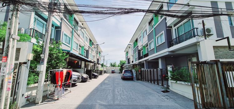 ประกาศขายบ้านด่วน​ ใกล้สถานีรถไฟฟ้าสายสีเหลือง​ เจ้าของขายเอง รูปที่ 4