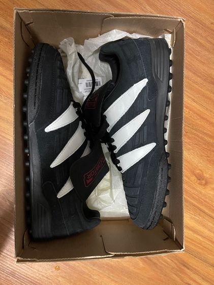 ผู้ชาย ดำ อื่นๆ รองเท้าฟุตบอลหญ้าเทียม Adidas predator 1994 ไซส์ 270 มือหนึ่งป้ายห้อยพร้อมกล่อง