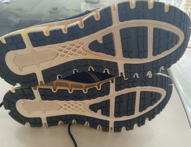 ขาย Asics Gel Kayano 5-360 สภาพเหมือนใหม่  size 43.5-275cm ของแท้  รูปที่ 7