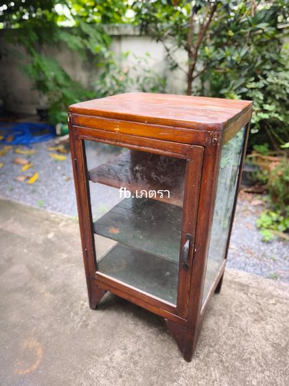 ตู้ไม้ ตู้โชว์ 800 บาท