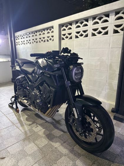 HONDA CB650R