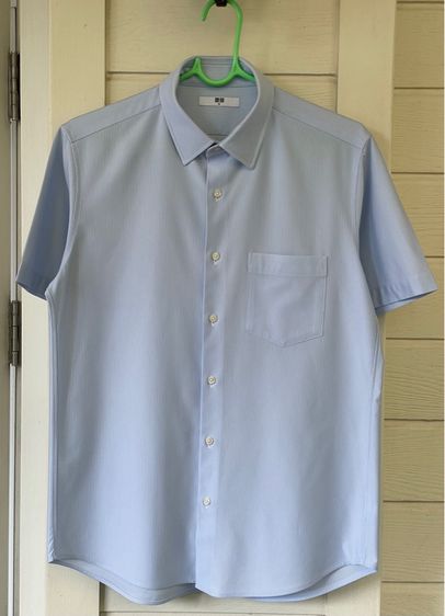 อื่นๆ อื่นๆ เสื้อเชิ้ตแขนสั้น แบรนด์ Uniqlo (M) มือสอง