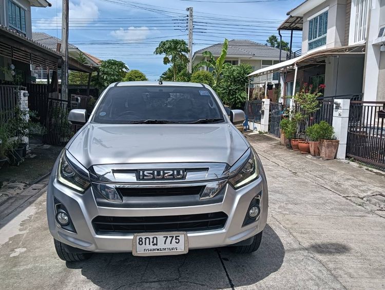 Isuzu D-MAX 2018 1.9 Hi-Lander Z Pickup ดีเซล เกียร์อัตโนมัติ บรอนซ์เงิน