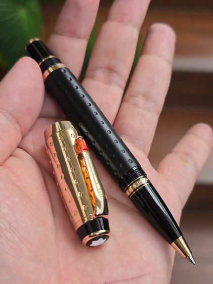 ปากกา MONTBLANC BOHEME GREMANY ด้ามหายาก ฝาทองชมพูพลอยส้ม เป็นหมึกซึม ระบบแบบหมุนเปิดฝา