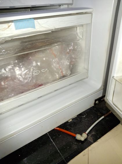 ตู้เย็น lg 2 ประตู side by side  รูปที่ 4