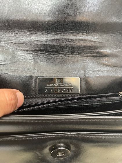 Givenchy Top Handle Bag หนังสวย กระเป๋าวินเทจ สภาพดี 1,250 บาท รูปที่ 15