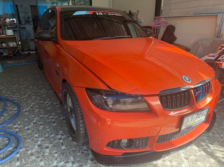 BMW E90. 