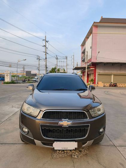 รถ Chevrolet Captiva 2.0 LSX สี น้ำตาล