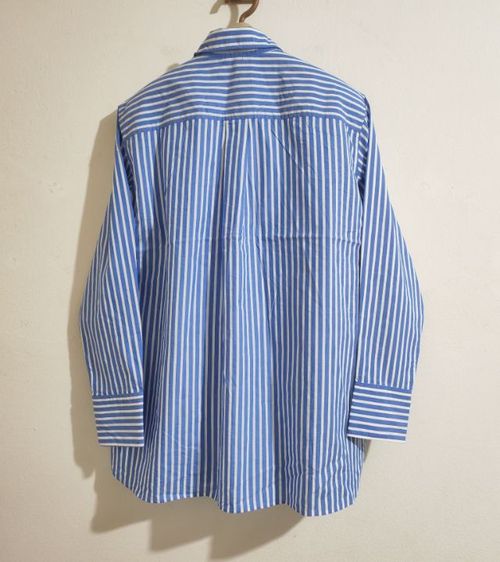 เสิ้อเชิ้ตลายทางสีฟ้าขาว Uniqlo รูปที่ 8