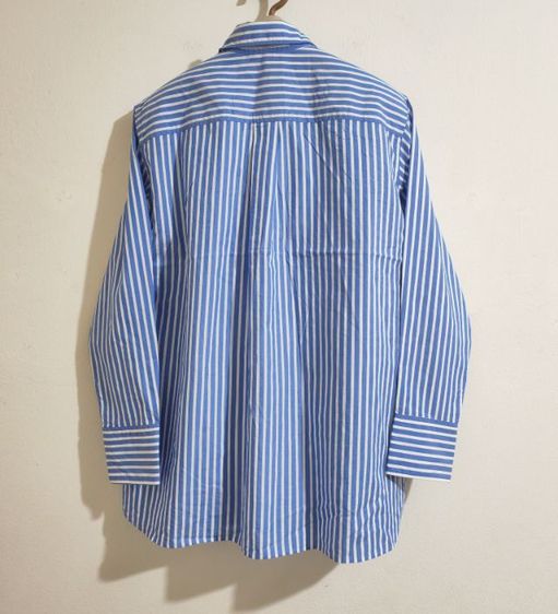 เสิ้อเชิ้ตลายทางสีฟ้าขาว Uniqlo รูปที่ 9