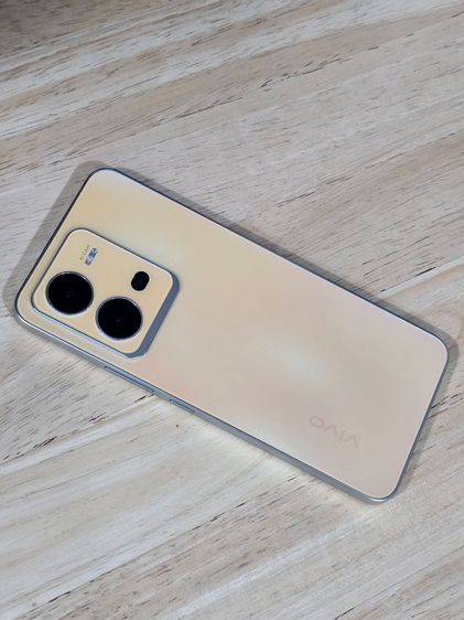 Vivo V25 5G 256 GB 5G สี Gold เครื่องศูนย์ สภาพสวย ไร้รอย