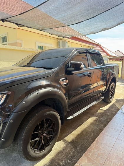 รถ Ford Ranger 2.0 Hi-Rider XLT สี ดำ