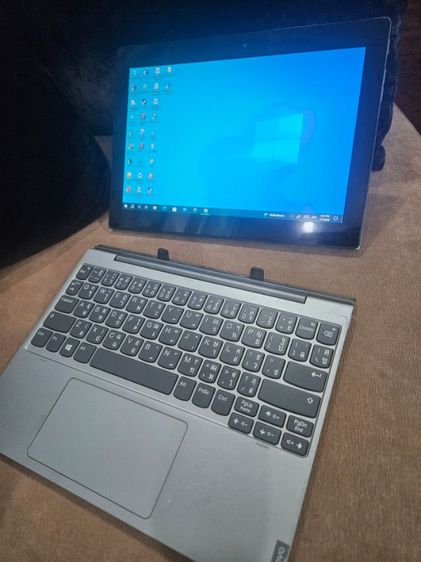 64 GB Lenovo IdeaPad  โน้ตบุ๊กแบบ 2-in-1 ที่สามารถถอดจอออกมาใช้งานเป็นแท็บเล็ตได้  จอทัชสกรีน  